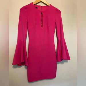 Bebe - flare sleeve mini dress - hot pink